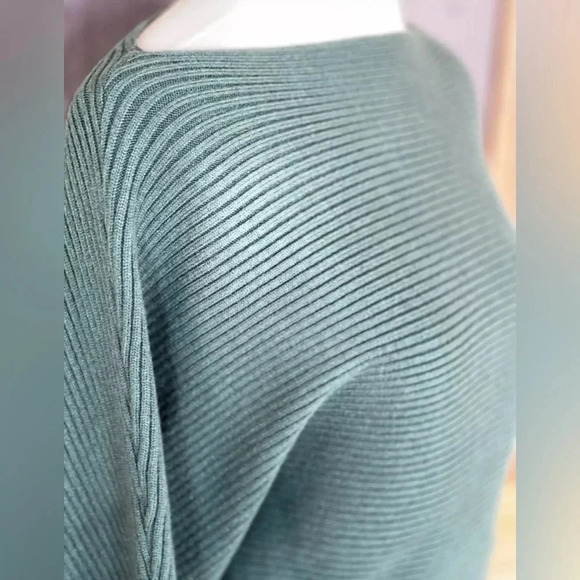 she and sky  sweater Large Green - Picture 9 of 16